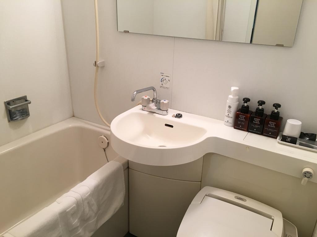 Green Rich Hotel Oita Ekimae Екстер'єр фото