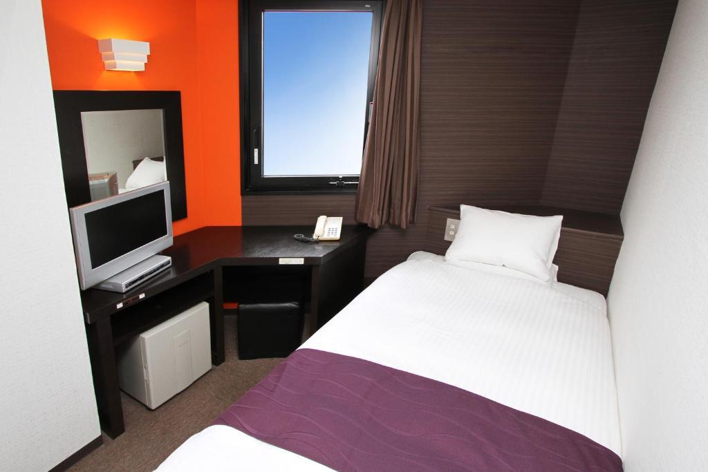 Green Rich Hotel Oita Ekimae Екстер'єр фото
